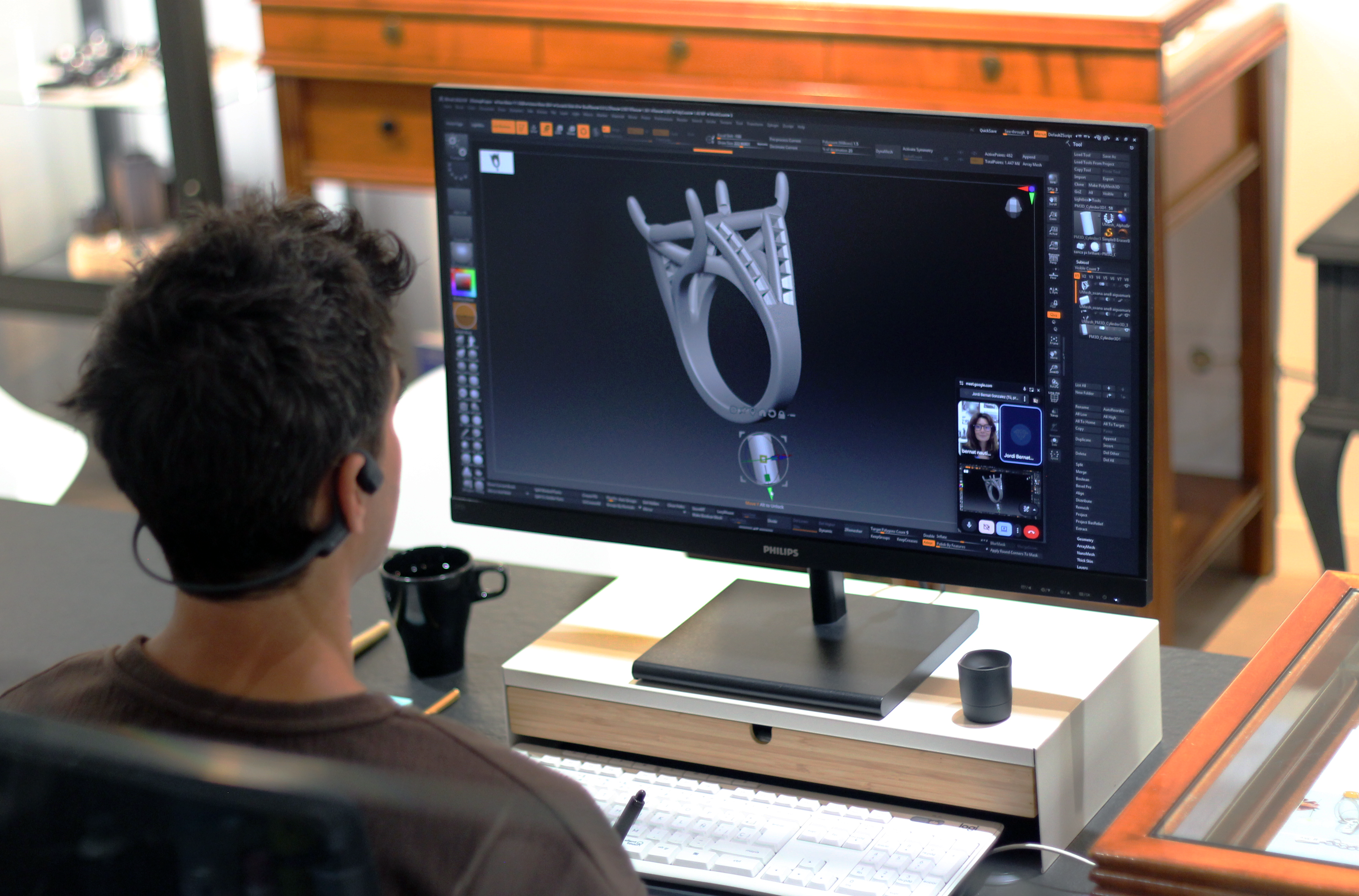 Live Design Session — Studiojoia Pro modelling a jewellery piece in ZBrush over Google Meet